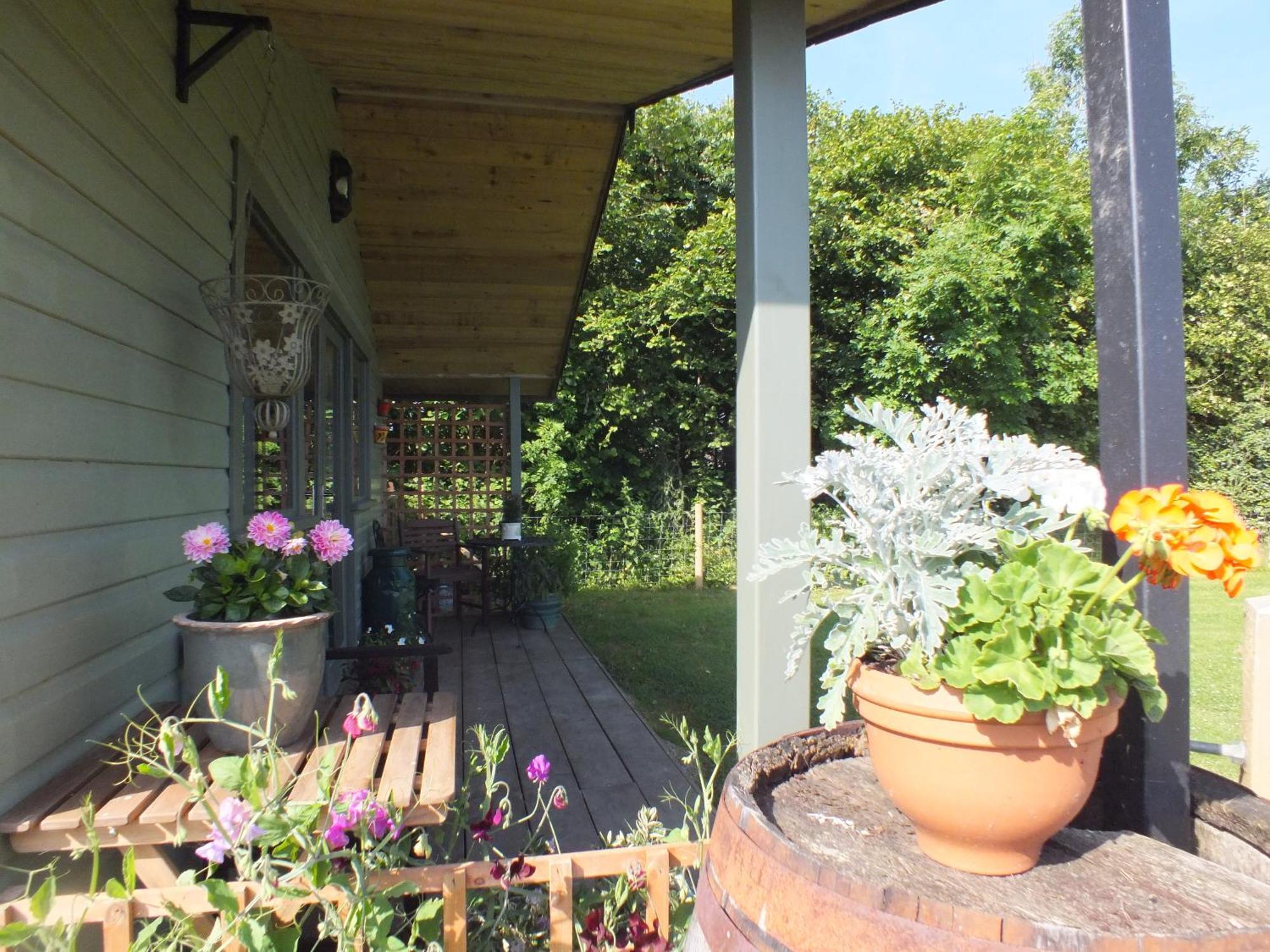 The Potting Shed And The Garden Shed Self Catering Villa Carmarthen Esterno foto